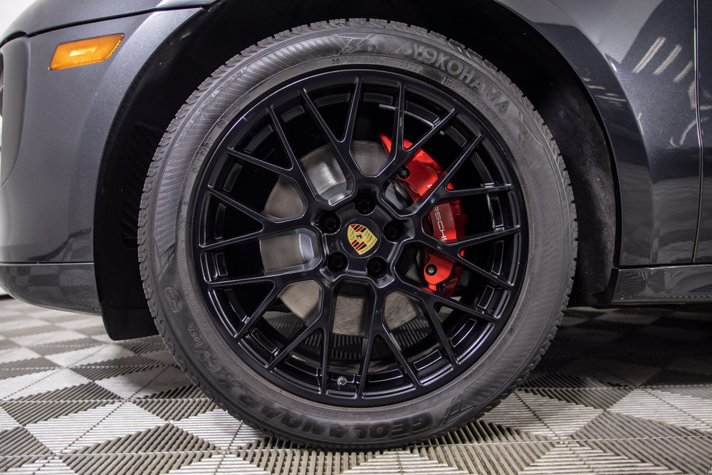 Used 2020 Porsche Macan GTS AWD/4WD image 43