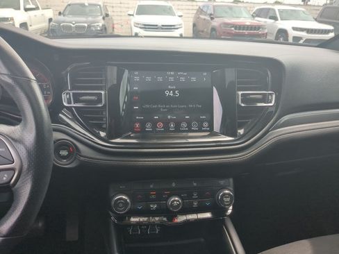 Used 2023 Dodge Durango SXT w/ SXT Blacktop Group AWD/4WD image 15