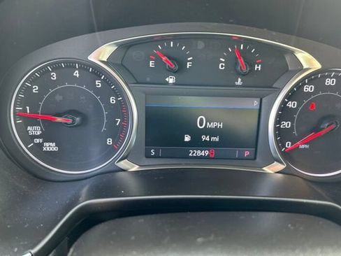 Used 2023 Chevrolet Blazer LT w/ Convenience Package FWD image 8