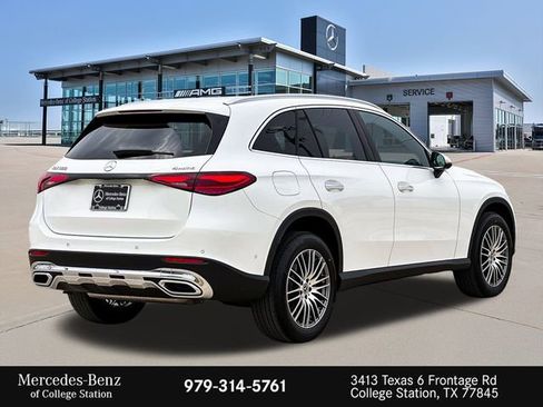 Certified 2025 Mercedes-Benz GLC 300 4MATIC image 10