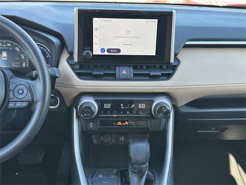 Used 2024 Toyota RAV4 XLE image 16
