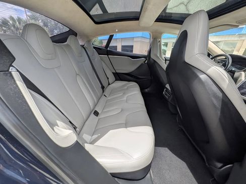 Used 2014 Tesla Model S P85 RWD image 10