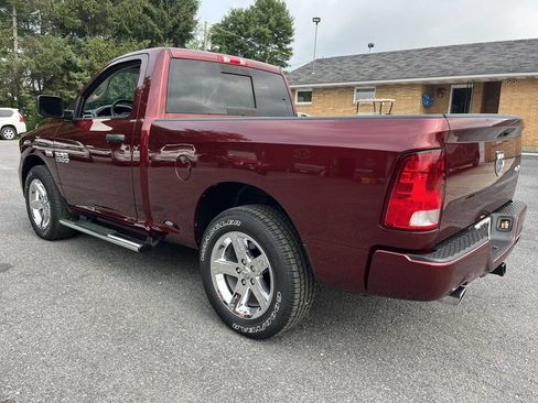 Used 2017 RAM 1500 Express AWD/4WD image 5