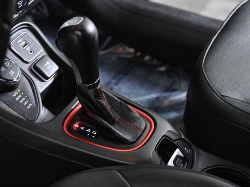 Used 2019 Jeep Compass Trailhawk image 21