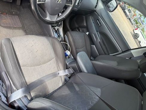 Used 2021 Mitsubishi Outlander Sport ES FWD image 13