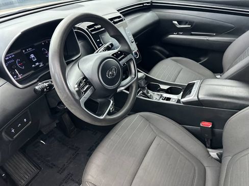 Used 2023 Hyundai Santa Cruz SE image 9