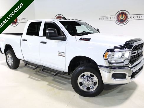 Used 2024 RAM 2500 Tradesman w/ Chrome Appearance Group AWD/4WD image 1