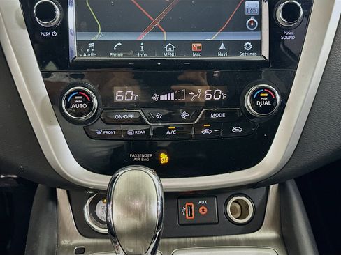 Used 2018 Nissan Murano SV FWD image 23
