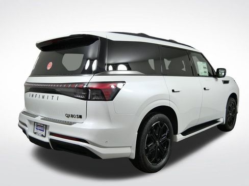 New 2026 INFINITI QX80 4WD w/ Sport Exterior Package image 2