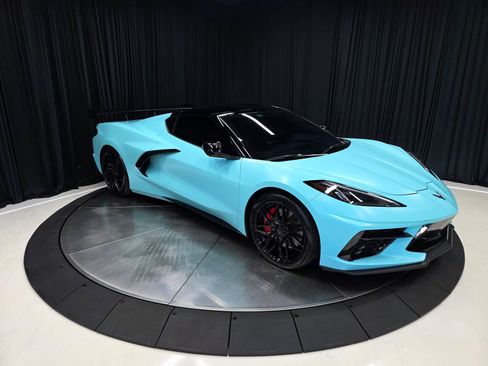 Used 2023 Chevrolet Corvette Stingray Preferred Cpe w/ Z51 Performance Package RWD image 15