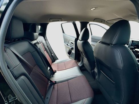 Used 2025 Nissan Kicks SR image 22