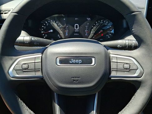 Used 2026 Jeep Compass Latitude w/ Quick Order Package 29K AWD/4WD image 18