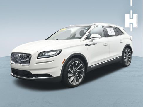 Used 2022 Lincoln Nautilus Reserve w/ Equipment Group 201A AWD/4WD image 1