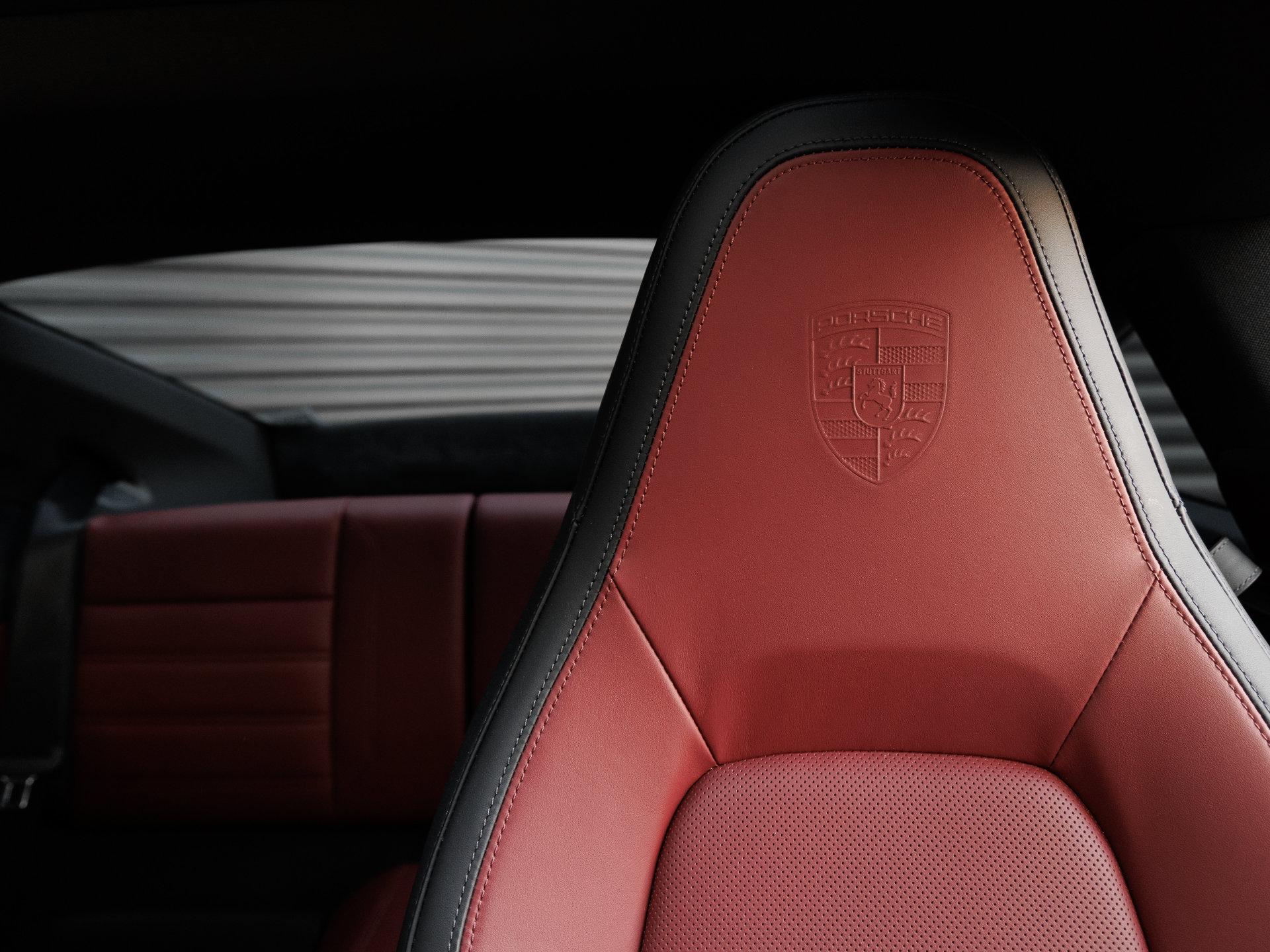 Certified 2025 Porsche 911 Carrera RWD image 15