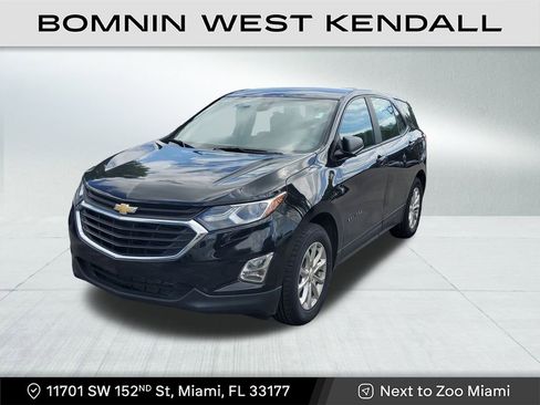 Used 2021 Chevrolet Equinox LS image 3