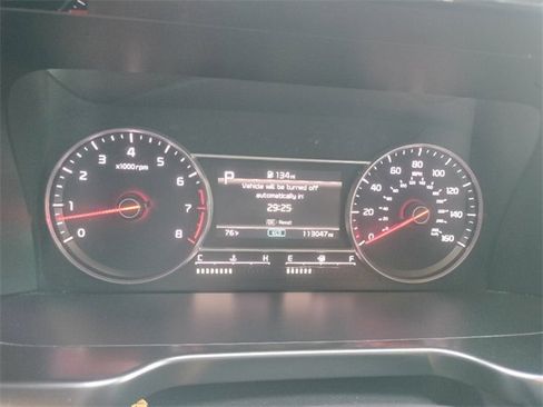 Used 2021 Kia Sorento S image 28