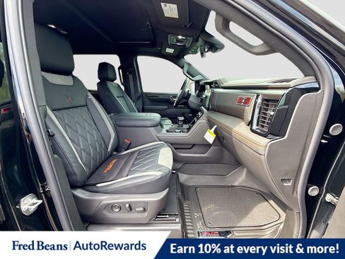 New 2026 GMC Sierra 1500 AT4 w/ AT4 Premium Package AWD/4WD image 30