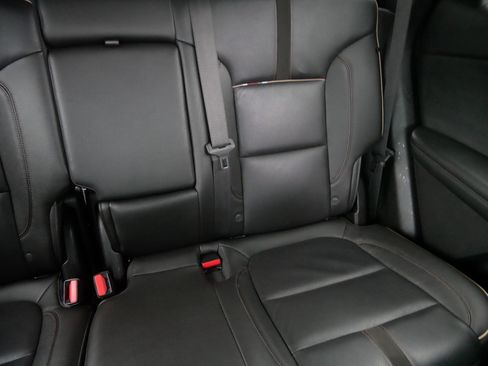 Used 2019 Chevrolet Blazer Premier w/ Driver Confidence II Package image 14