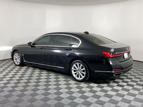 Used 2020 BMW 740i image 3