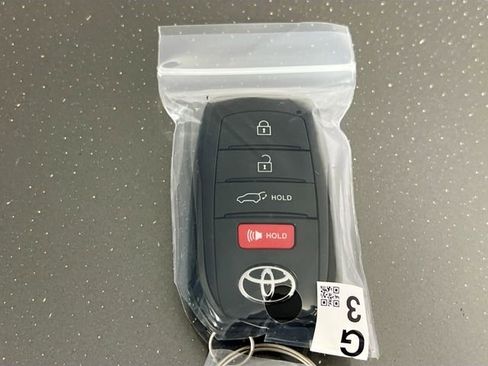 New 2026 Toyota Highlander Limited image 33