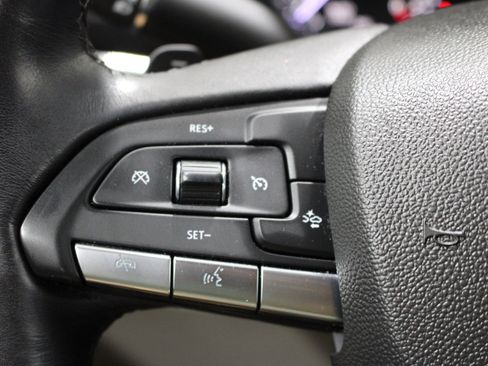 Certified 2023 Cadillac XT4 Premium Luxury w/ Enhanced Visibility Package FWD image 14
