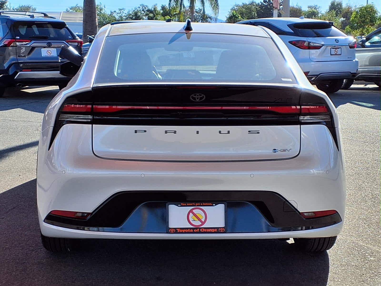 Certified 2026 Toyota Prius XLE FWD image 5