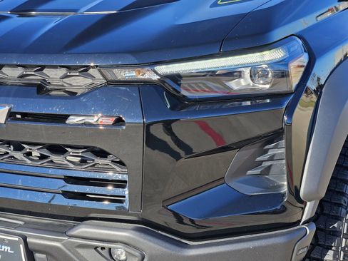 Used 2024 Chevrolet Colorado ZR2 w/ ZR2 Bison Edition image 11