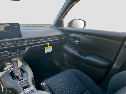New 2026 Honda HR-V Sport image 18