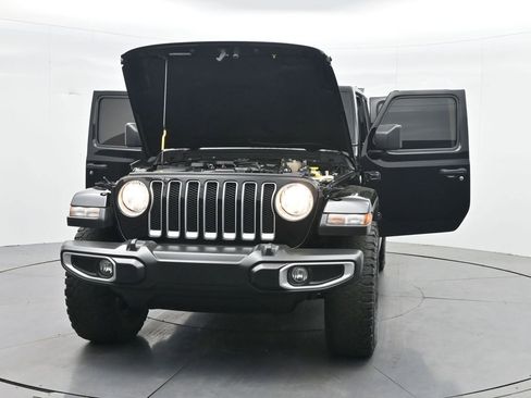 Used 2021 Jeep Wrangler Unlimited Sahara image 34