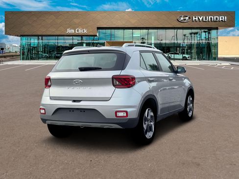 New 2026 Hyundai Venue SEL FWD image 7