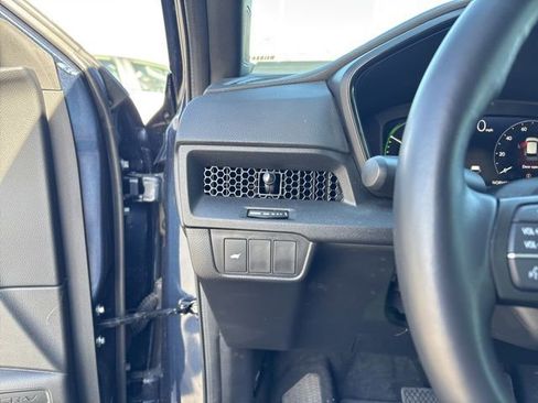 Used 2026 Honda CR-V TrailSport image 13