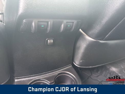 Used 2016 Jeep Wrangler Unlimited Sahara w/ Connectivity Group image 36