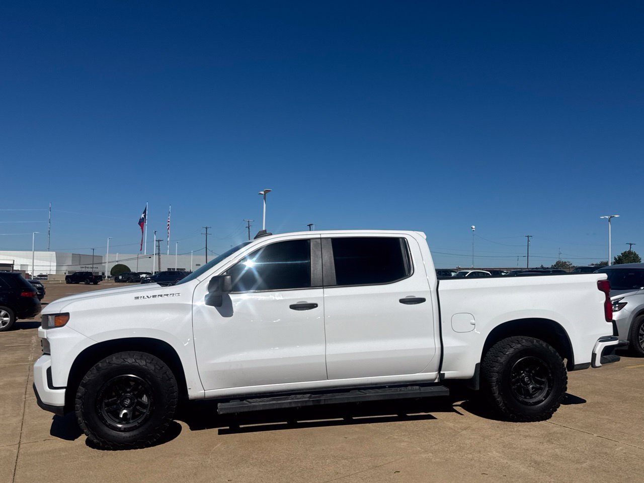 Used 2021 Chevrolet Silverado 1500 Custom RWD image 14