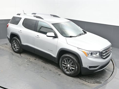 Used 2019 GMC Acadia SLT image 32