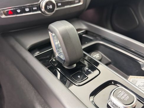 Certified 2023 Volvo XC60 B5 Plus w/ Protection Package Premier FWD image 16