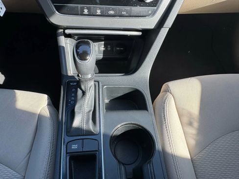 Used 2015 Hyundai Sonata SE image 21