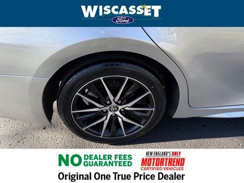 Used 2024 Toyota Camry SE image 24