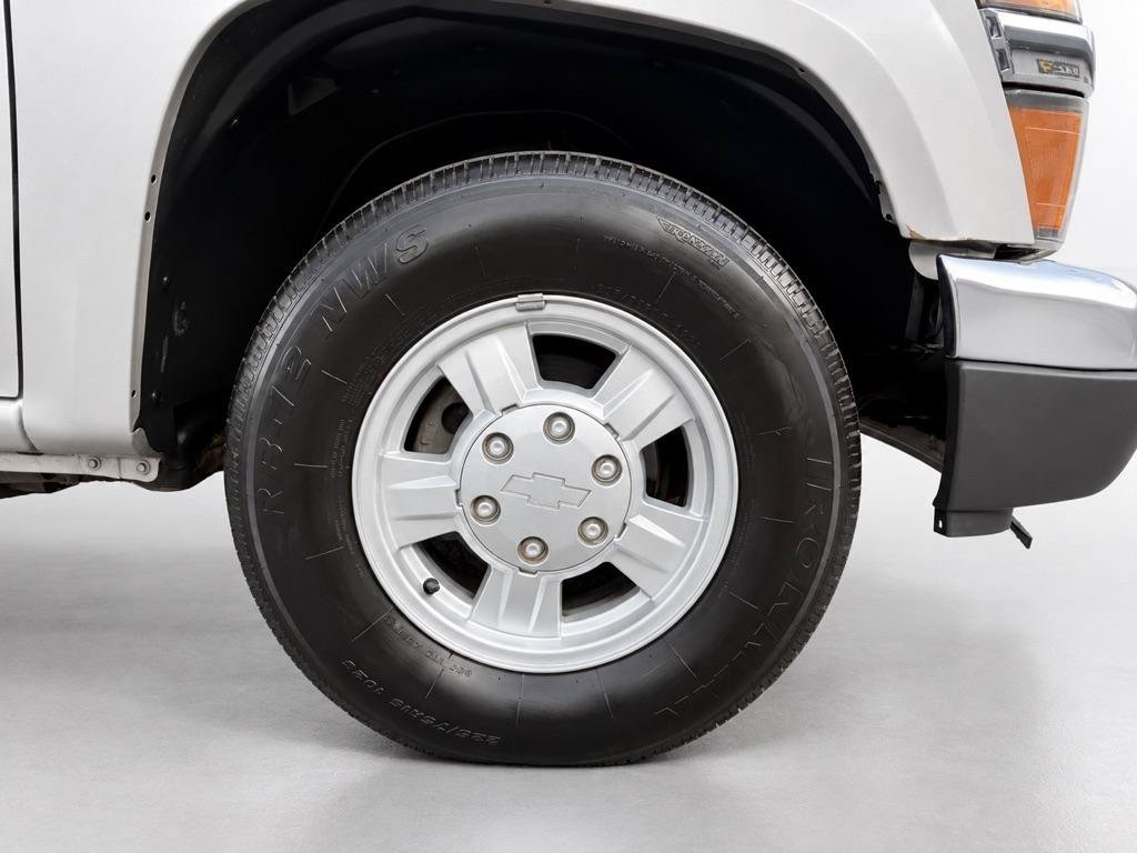 Used 2004 Chevrolet Colorado LS w/ Comfort Convenience Package RWD image 10