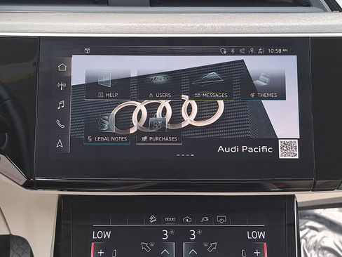 Certified 2024 Audi Q8 e-tron Premium Plus image 25