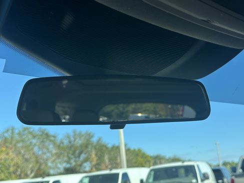 Used 2021 Ford Explorer XLT w/ Equipment Group 202A image 30