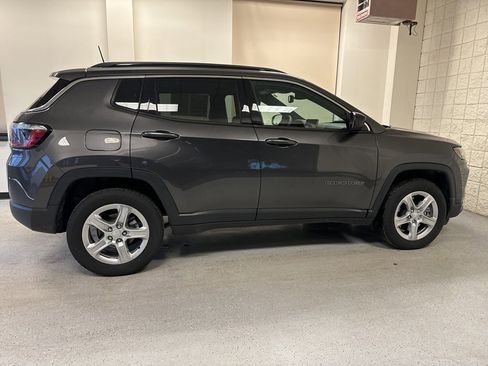 Used 2023 Jeep Compass Latitude w/ Convenience Group image 43