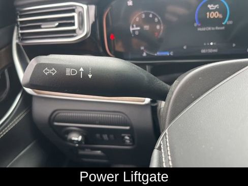 Used 2022 Jeep Grand Wagoneer Series II w/ Premium Group II image 19