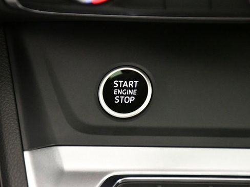 Used 2025 Audi Q3 2.0T Premium w/ Convenience Package image 87