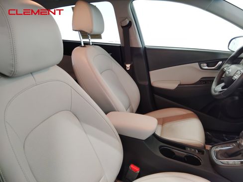 Used 2022 Hyundai Kona Limited image 35