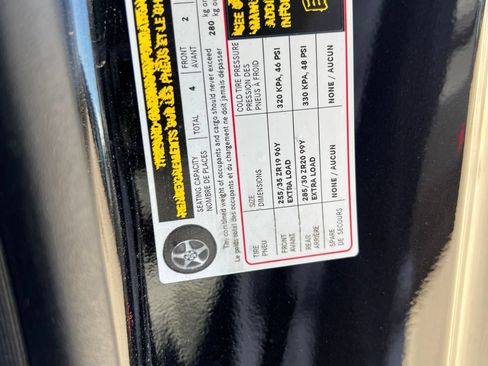 Used 2017 Mercedes-Benz C 63 AMG S image 23