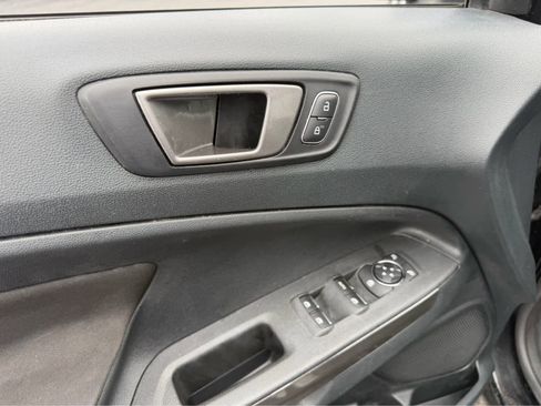 Used 2020 Ford EcoSport SE FWD image 22