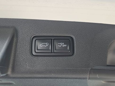 Certified 2025 Kia Telluride SX w/ SX Captain's Chair Package FWD image 7
