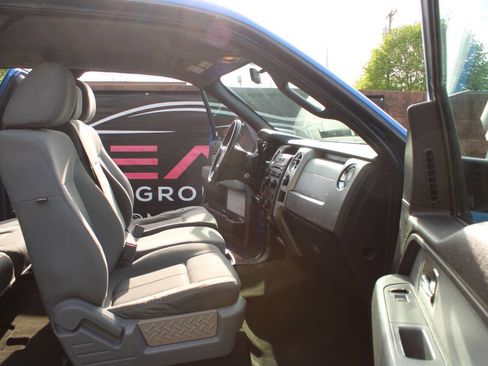 Used 2011 Ford F150 XLT w/ XLT Convenience Pkg image 9