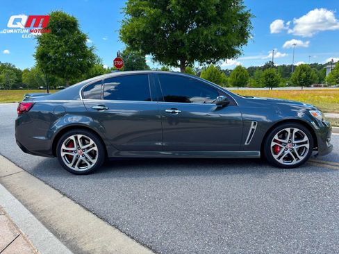 Used 2017 Chevrolet SS RWD image 6