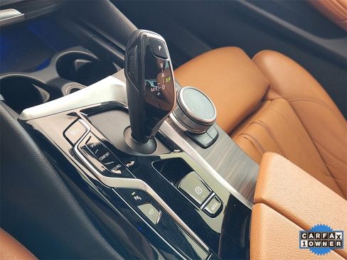 Used 2021 BMW 530i w/ Convenience Package image 22
